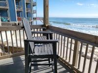 B&B North Topsail Beach - Ocean Condo Retreat 172 - Bed and Breakfast North Topsail Beach