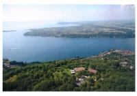 La FIOCCHINA - Magic Place - apartments & studios in Garda Lake - countryside farmhouse, inside the middle of the lake - B&B Salò