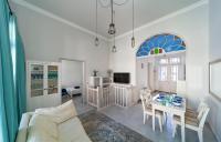 Beautiful Neoclassical House in Rhodes town - B&B Rodas