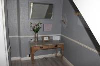 The Hampton Beautiful 3 Bedroom House with Conservatory & Garden - B&B