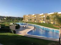 MARINA BLEU Magnifique Appartement Standing vue Piscine - B&B Albufeira