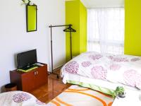 Female Standard Room with Shared Bathroom
