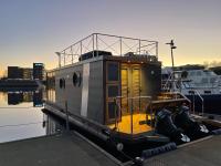 Hausboot Lore - B&B Duisburg