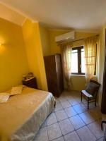 Camera Singola con Bagno Privato