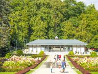 Apartament Okna na Park - Bed and Breakfast Polanica Zdrój