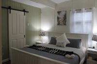 B&B Woorim - Little Ray on Sunshine. Hamptons style beachhouse - Bed and Breakfast Woorim