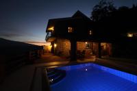 Villa Etna Mare - Pool villa in peaceful location with breathtaking views of the sea, Mt Etna & Taormina - - Chambres d'hôtes Taormina