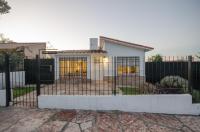Casa en Villa Carlos Paz con Pileta , Quincho y Jardín a Pasos del Centro - Chambres d'hôtes Villa Carlos Paz
