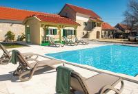 Rural Villa Olive Krka- 30 min from sea, private pool, free parking, wifi, family friendly, park Krka 10 min - Ferienwohnung