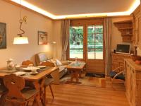 B&B Sils-Maria - Apartment Chesa Alvetern 5 by Interhome - Bed and Breakfast Sils-Maria