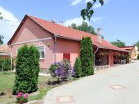 B&B Balatonszárszó - Holiday Home Brigi - SZA113 by Interhome - Bed and Breakfast Balatonszárszó