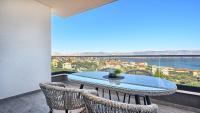Zsuzsa's Place - peaceful sea view flat - B&B