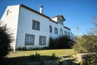 B&B Celorico da Beira - Beautiful 10-Bed Cottage in Celorico with Pool - Bed and Breakfast Celorico da Beira