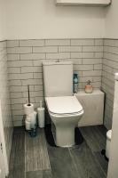Dealhouse Apartments 10 - Bed and Breakfast