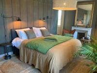 Doppelzimmer mit Poolblick