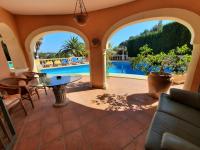 Apartamento con vistas a la piscina 
