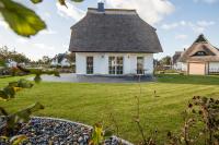 Ferienhaus Seeschwalbe 35 - Bed and Breakfast Fuhlendorf