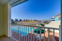 Condo with fast WiFi & outdoor pool - walk to the ocean & Pamlico Sound - B&B Hatteras