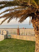 MESAGGALA PALACE No 1 !!! FIRSTLINE SEA - B&B Néa Meságkala