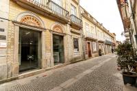 Santa Luzia Views - Modern City Centre Apartment with Iconic Views - B&B Viana do Castelo