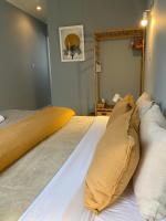 Double or Twin Room with Bathroom