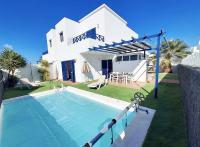 Villa Dompi con vistas al mar y a Fuerteventura - B&B