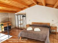 Apartment mit Balkon