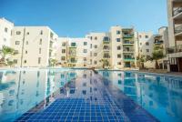 Bugibba Deluxe Penthouse with terrace & communal swimming pool - Bed and Breakfast San Pawl il-Baħar