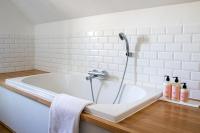 Deluxe Double Room with Bath