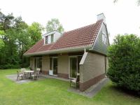 B&B Lemele - Tranquil Holiday Home in Lemele with Terrace - Bed and Breakfast Lemele