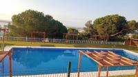 APARTAMENTO EN ROMPIDO con piscina, chiringuito y pistas - Bed and Breakfast