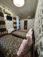 Vierpersoonskamer met Badkamer