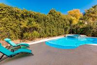 Five Bedroom Holiday Home