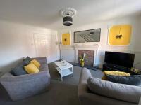 B&B Blyth - Recently Furnished Stylish 3 Bed House by Town and Beach - Bed and Breakfast Blyth