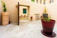 RIOJA VALLEY Apartamentos en el corazón de La Rioja - B&B Cenicero