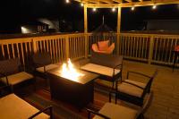 Cozy Home - Self Check-In w/Spacious Deck - Bed and Breakfast San Antonio