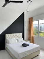 B&B Kuah - Simfoni Beliza Apartment with Roof Top Pool by Vintage - Bed and Breakfast Kuah