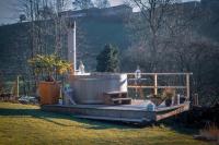 Lee house farm holiday cottage with possible use of hot tub ninety pounds a session - B&B
