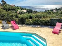 B&B Les Issambres - Holiday Home Villa Serpentines by Interhome - Bed and Breakfast Les Issambres