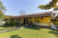Piscina, jardim, área gourmet e vista arborizada - B&B Remédios