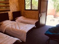 Petra Bedouin House 1 Attallah guest house - Chambres d'hôtes Wādī Mūsá