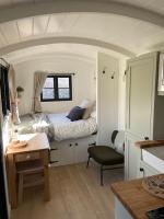 B&B Linlithgow - Peaceful Shepherd’s Hut in beautiful countryside. - Bed and Breakfast Linlithgow