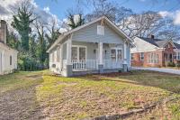 Cozy Atlanta Home ~ 3 Mi to Dtwn Attractions! - Bed and Breakfast Atlanta