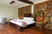 Suite mit Kingsize-Bett mit Whirlpool