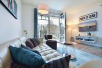 Apartment mit Balkon