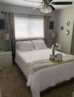 Sweet dreams private room across from the Hard Rock Casino - Bed and Breakfast
