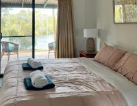 Deluxe Chalet with Private Jetty