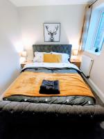 B&B North Shields - Crystal Suite 2 -free private parking - Bed and Breakfast North Shields