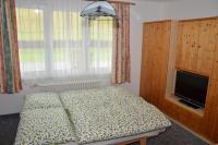 Quadruple Room with Shared Toilet