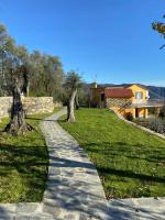 Sunrise Holiday Home - B&B